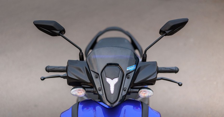 Should You Buy The Yamaha RayZR 125 Fi Hybrid?