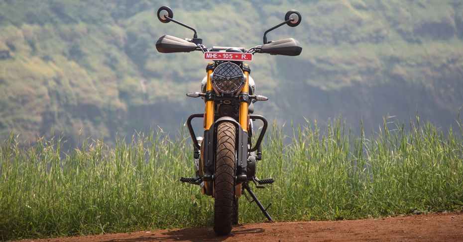 Triumph Scrambler 400 X Front Shot Triumph Scrambler 400 X Front Shot