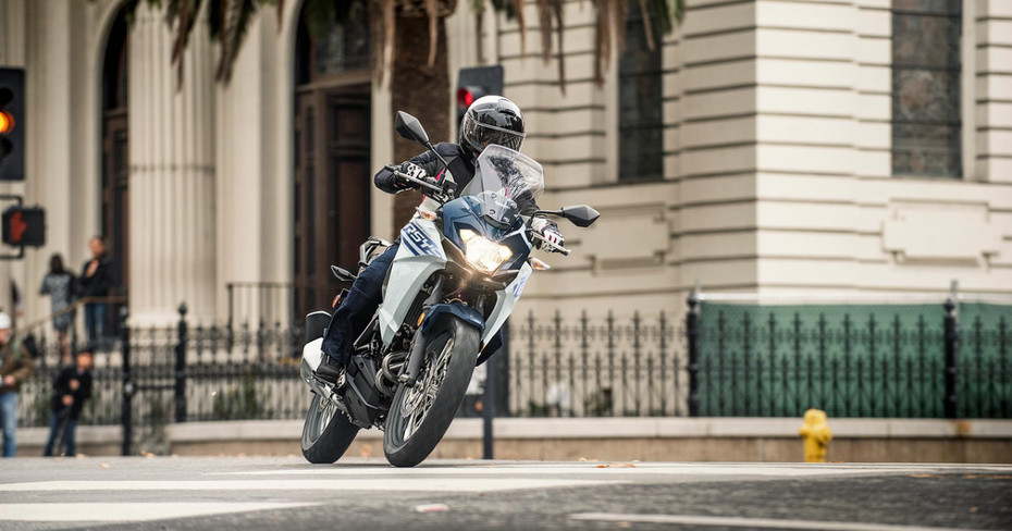 Kawasaki Versys-X 300 Cornering Shot