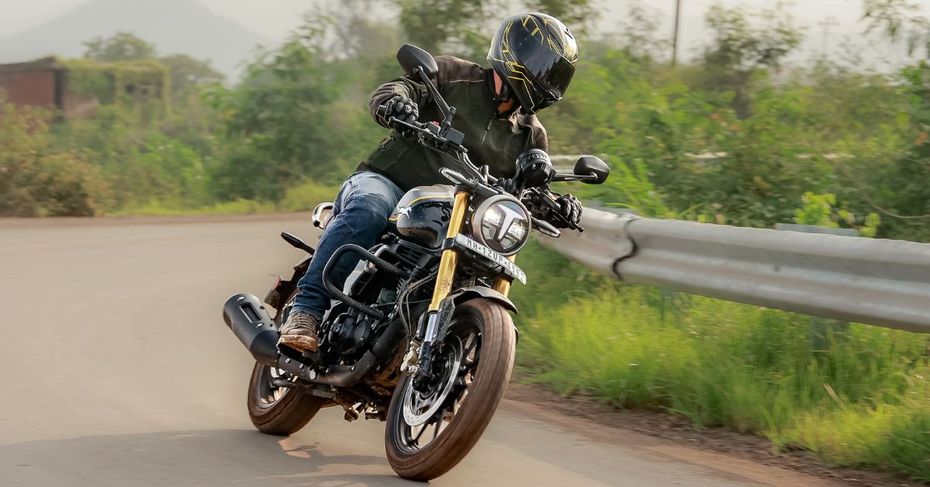 TVS Ronin Cornering Shot