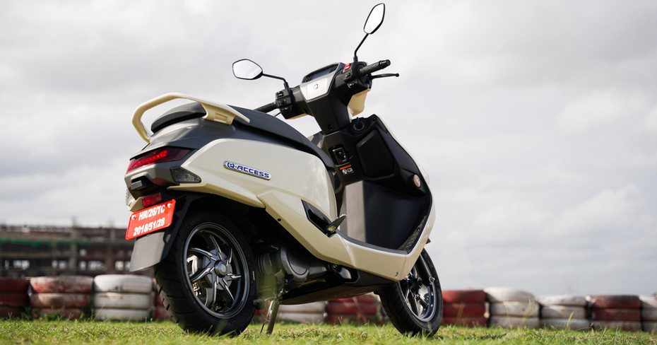 Suzuki e-Access Tail Light