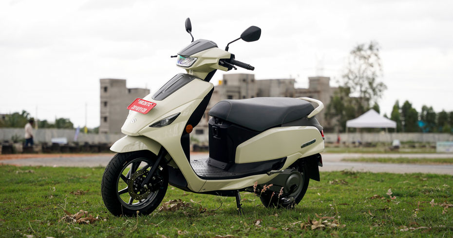 Suzuki e-Access Side Profile