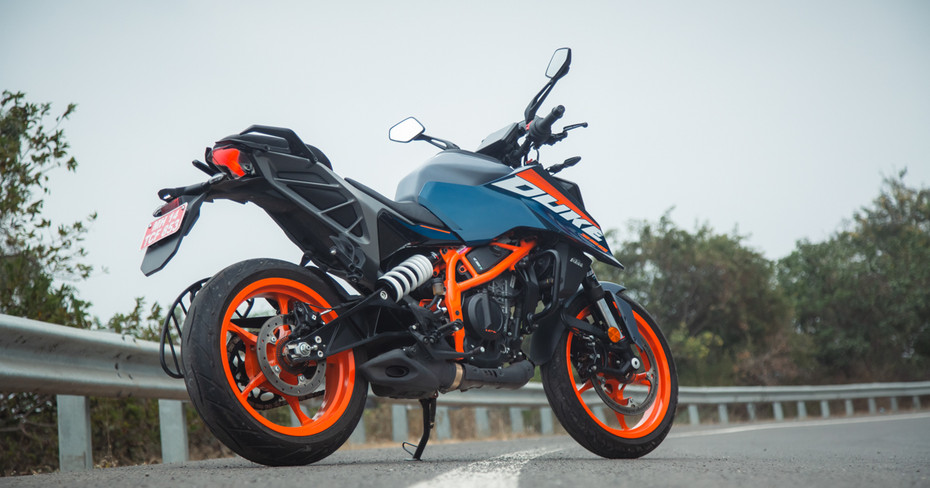 KTM 390 Duke Atlantic Blue 