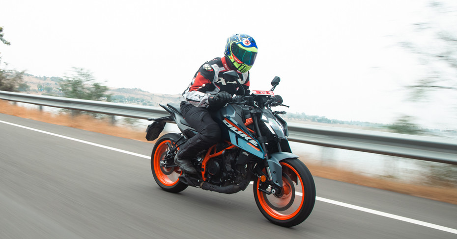KTM 390 Duke Atlantic Blue Riding Shot