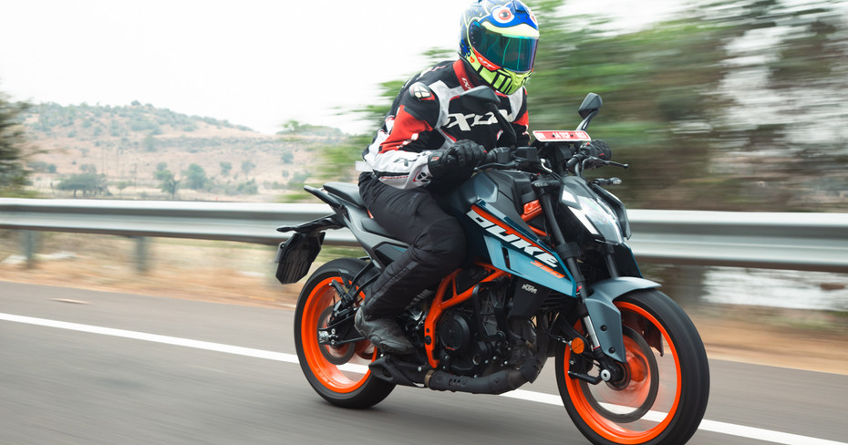 KTM 390 Duke Atlantic Blue Riding Shot