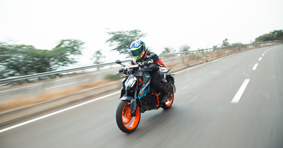 KTM 390 Duke Atlantic Blue Riding Shot