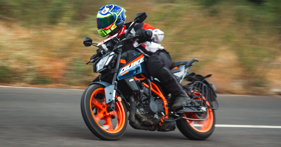 KTM 390 Duke Atlantic Blue Riding Shot