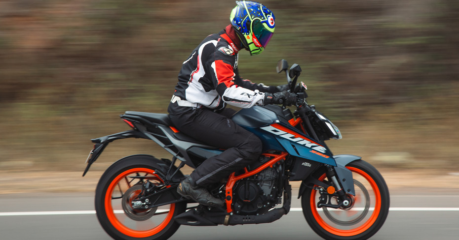 KTM 390 Duke Atlantic Blue Riding Shot