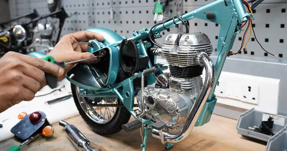 Royal Enfield Classic 500 Launched In Scale Model Form 