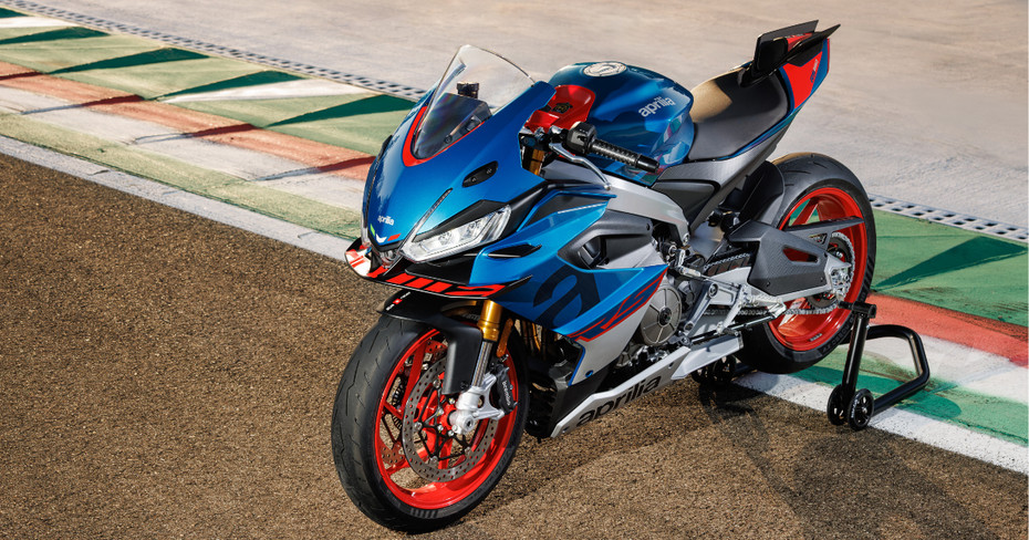 Aprilia RS 660 on track