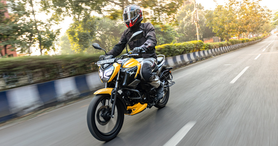 TVS Raider 125 Riding Shot 