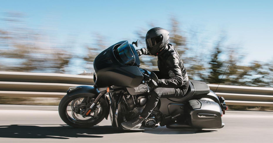 Indian Chieftain Dark Horse Power Plus Riding Shot