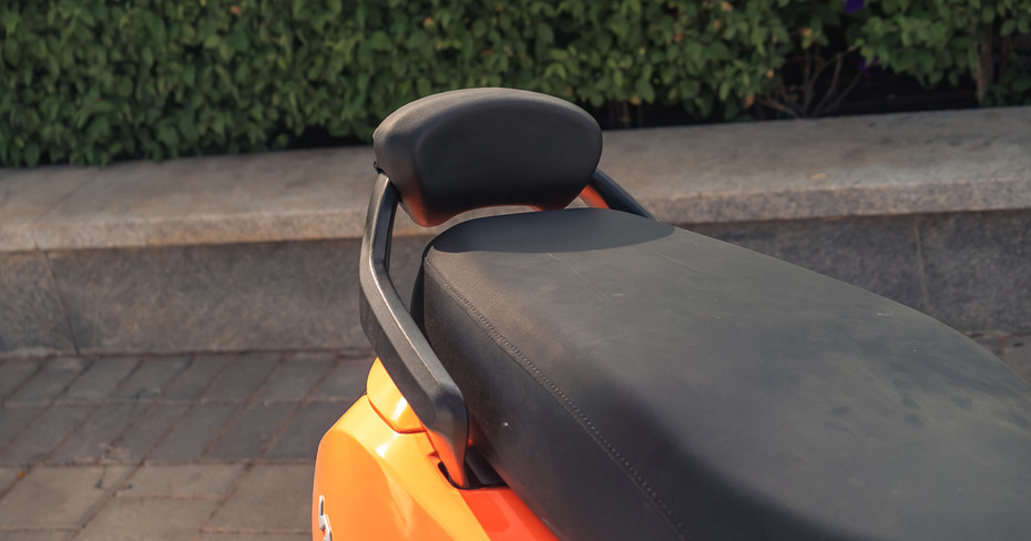 Vida VX2 Pillion Backrest