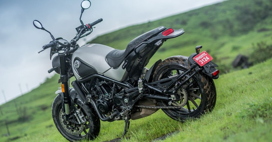 Benelli Leoncino 500 Underpinnings