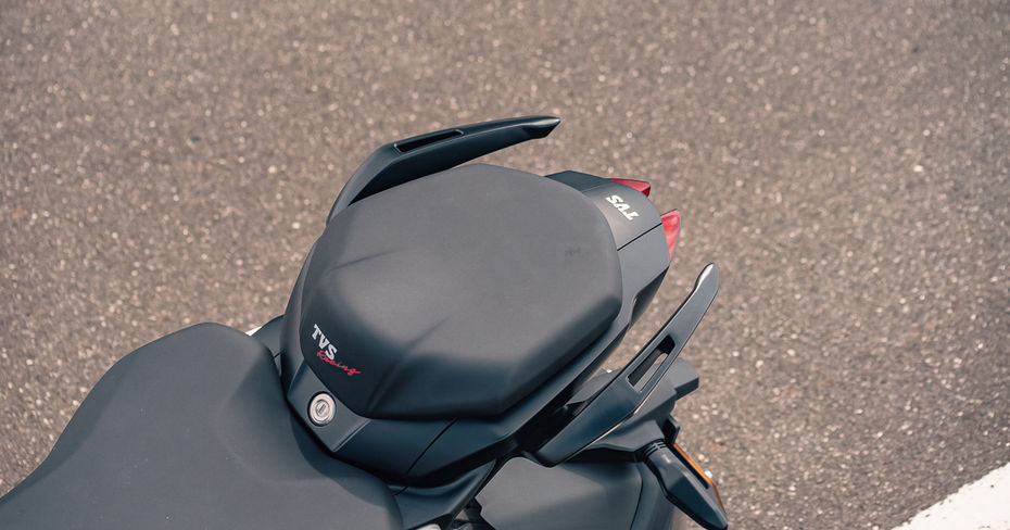 2025 TVS Apache RTR 310 Pillion Seat 2025 TVS Apache RTR 310 Pillion Seat