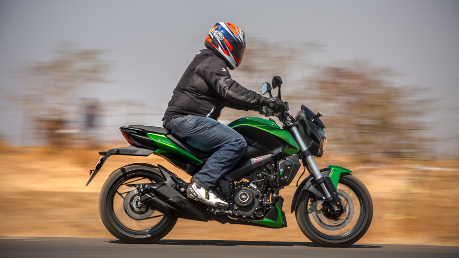 Bajaj Dominar 400 City Riding