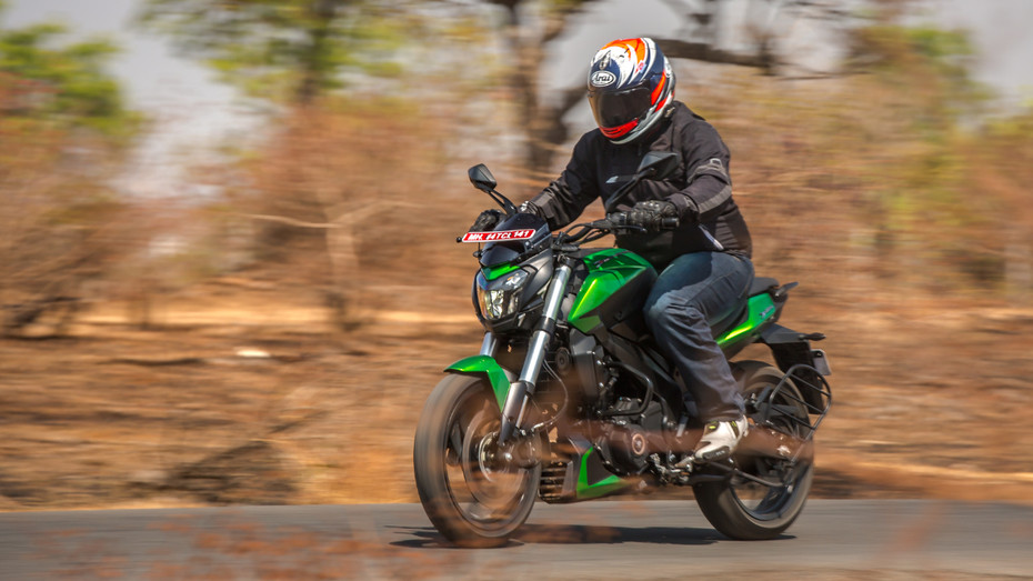 Bajaj Dominar 400 Highway Riding