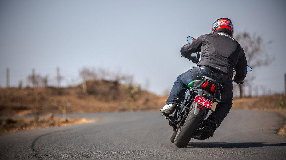 Bajaj Dominar 400 Rear Riding Shot