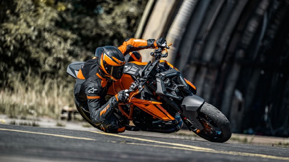KTM 1390 Super Duke R Underpinnings KTM 1390 Super Duke R