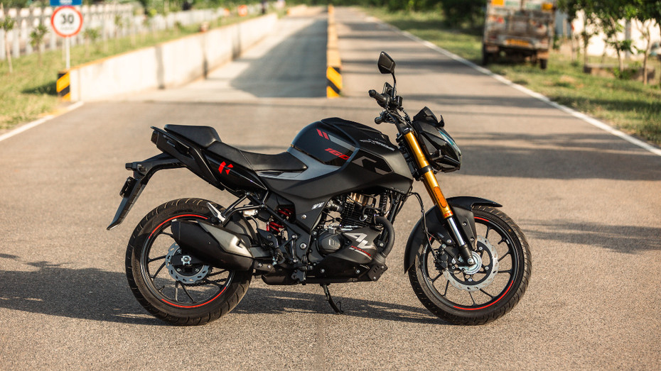 Hero Xtreme 160R 4V Side Profile