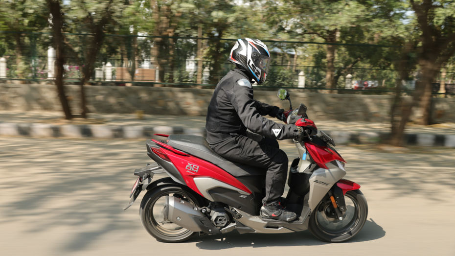 Hero Xoom 125 Riding Shot Hero Xoom 125 Riding Shot