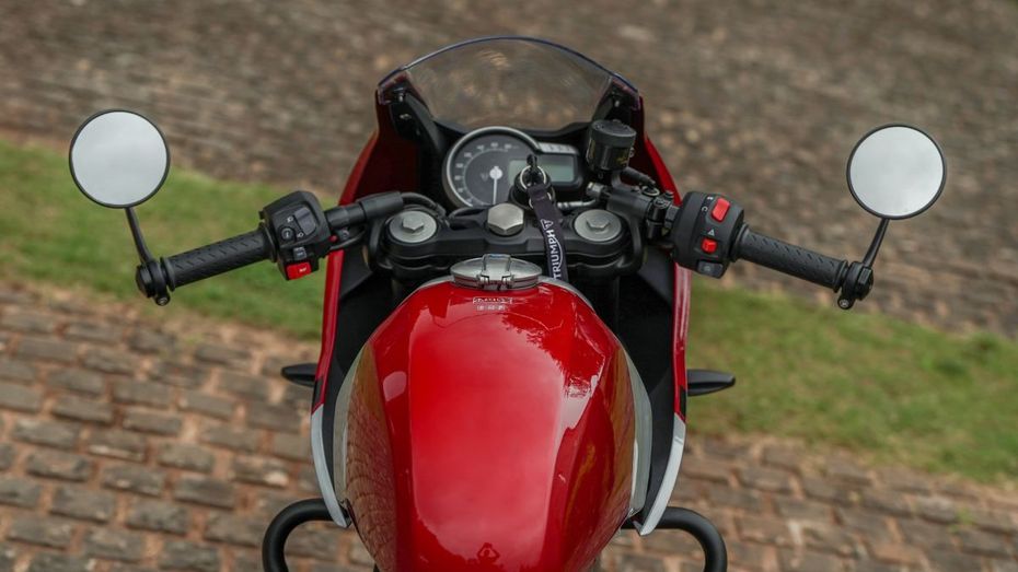 Triumph Thruxton 400 Clip-Ons