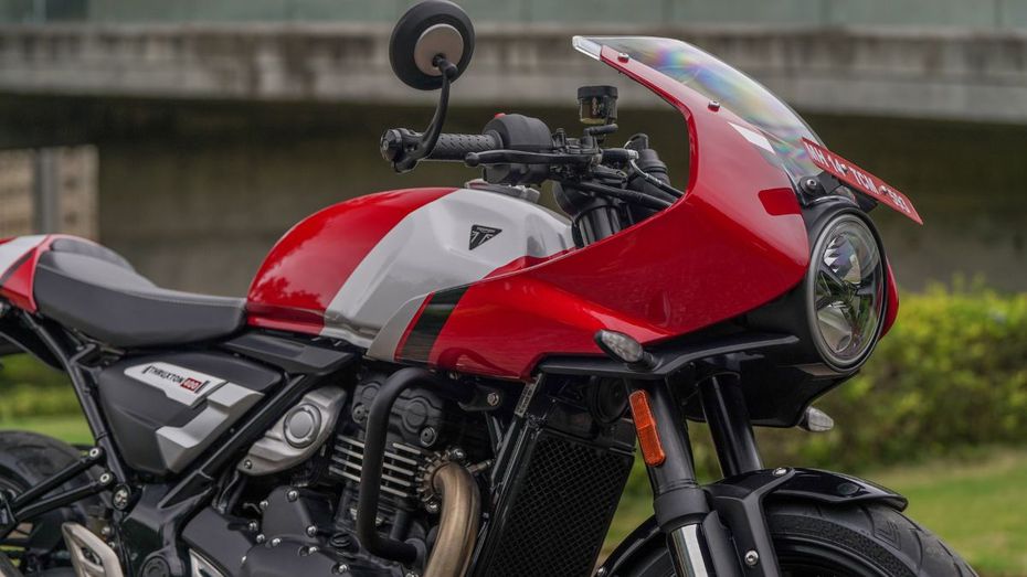 Triumph Thruxton 400 Fairing