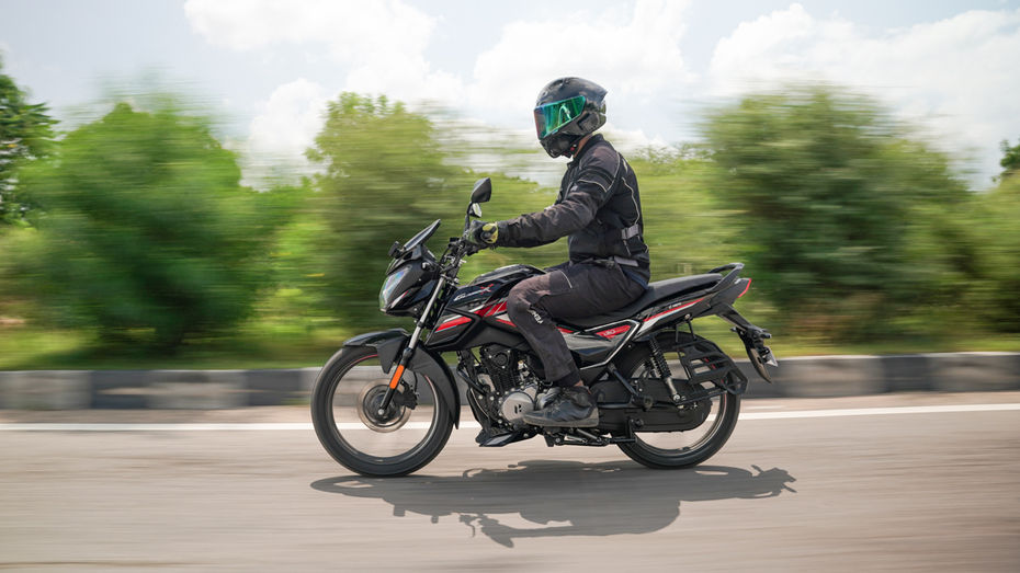 Hero Glamour X 125 Riding Shot Side Profile