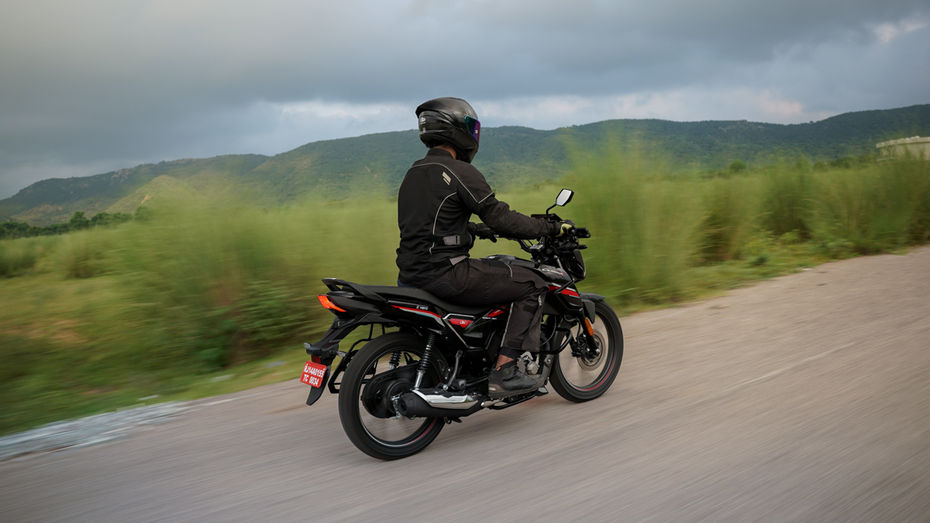 Hero Glamour X 125 Offroad Shot