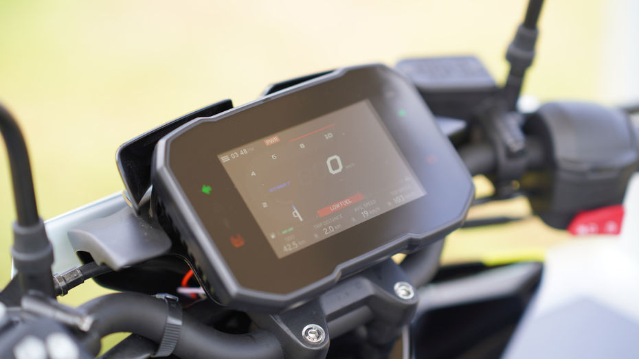TVS Ntorq 150 Features Explained: Most On Any 150cc Scooter TVS Ntorq 150 Features Explained: Most On Any 150cc Scooter