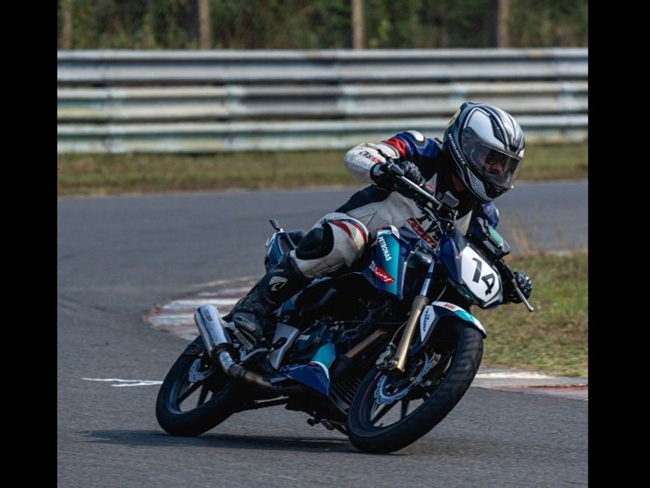 TVS Apache RTR 200 4V Race Bike