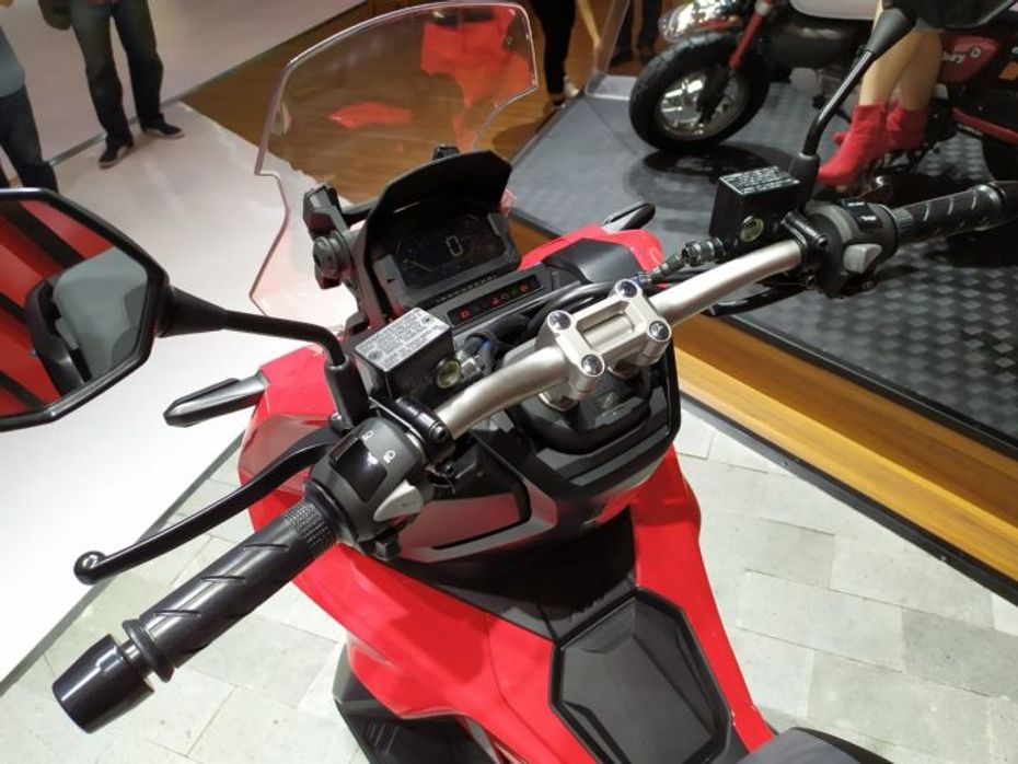 Honda ADV 150 Image Gallery