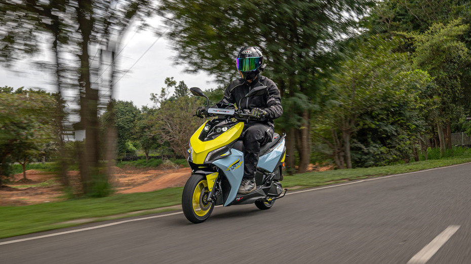 TVS Ntorq 150 Highway Riding Shot