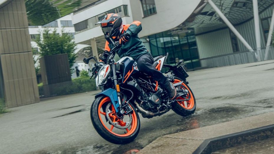 KTM Duke 160 Atlantic Blue KTM Duke 160 Atlantic Blue