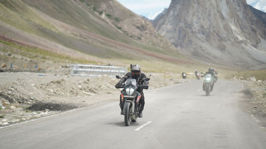 KTM 390 adventure KTM 390 adventure on highway