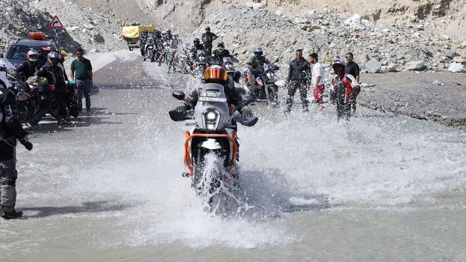 KTM Pro-XP Ladakh River Crossing KTM Pro-XP Ladakh River Crossing