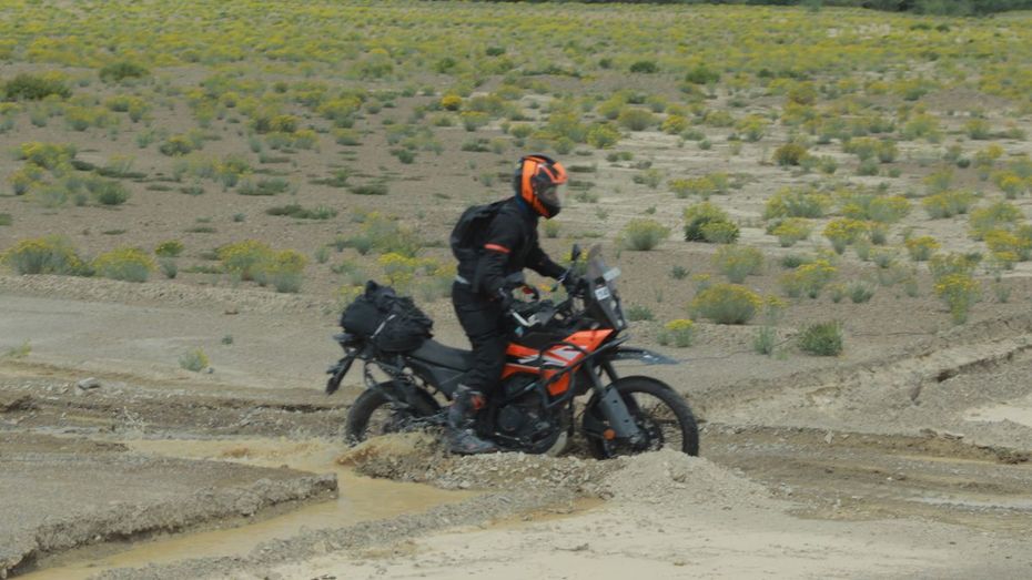 KTM 390 Adventure Water Crossing KTM 390 Adventure Water Crossing