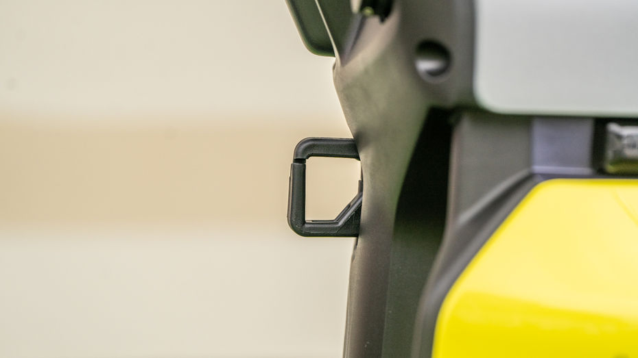 TVS Orbiter Hook