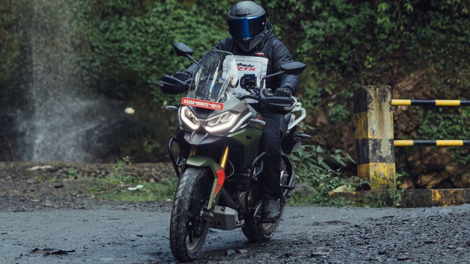 TVS Apache RTX 300 Overview TVS Apache RTX 300 Overview