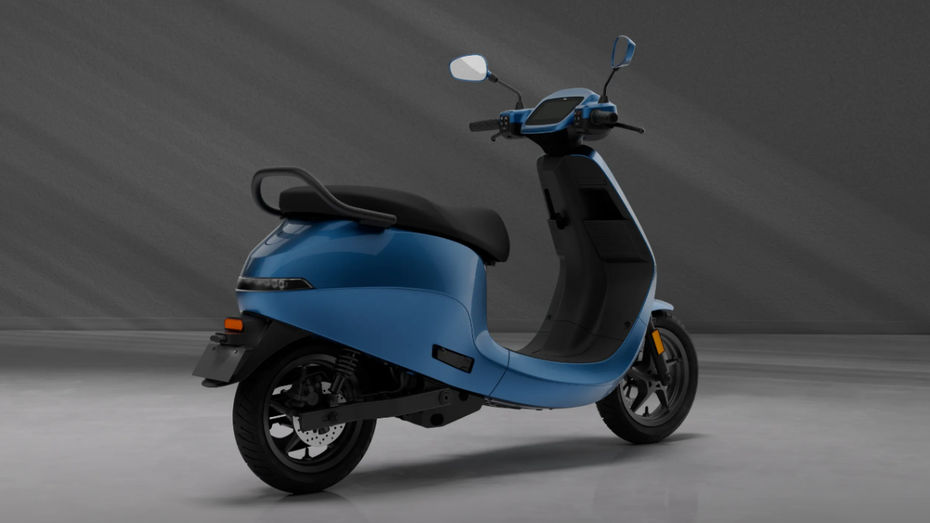 Ather 450X vs Ola S1 Pro: Features Compared Ather 450X vs Ola S1 Pro: Features Compared