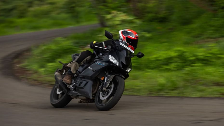 Yamaha R3