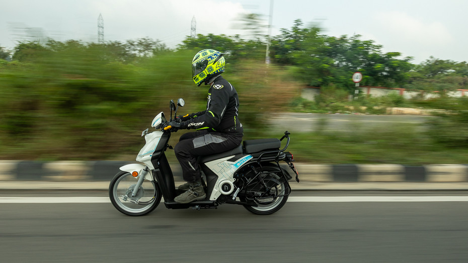 Numeros N-First Riding Shot