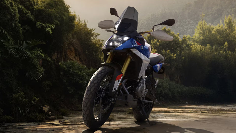 Sub 450cc BMW Naked Bike Incoming