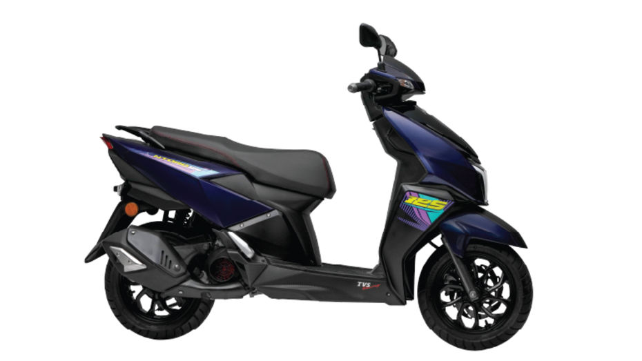 TVS Ntorq 125 vs Yamaha Ray ZR 125: Which One Wins? TVS Ntorq 125 vs Yamaha Ray ZR 125: Which One Wins?