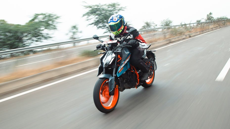 KTM 390 Duke Riding Shot KTM 390 Duke Riding Shot