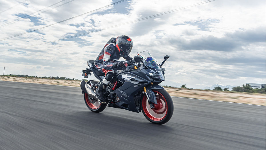TVS Apache RR 310 TVS Apache RR 310