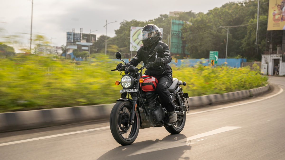 Hunter 350 urban ride