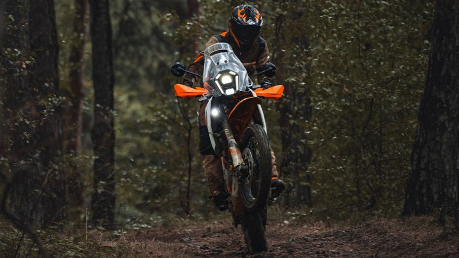 BREAKING News: KTM 390 Adventure 390 R Launched In India