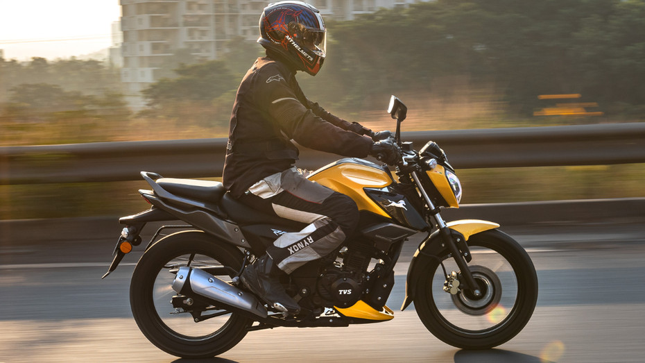 TVS Raider 125: All Features