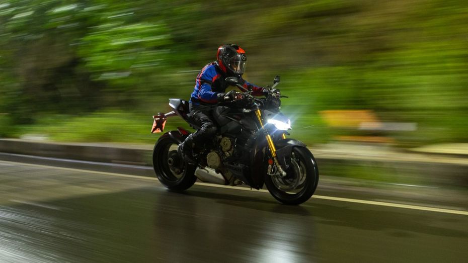 Ducati Streetfighter V4S